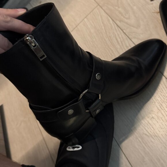 YSL Saint Laurent Wyatt Harness Boots - Picture 2 of 4